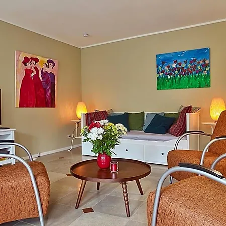 # Het Pauwennest Gasthof 4*