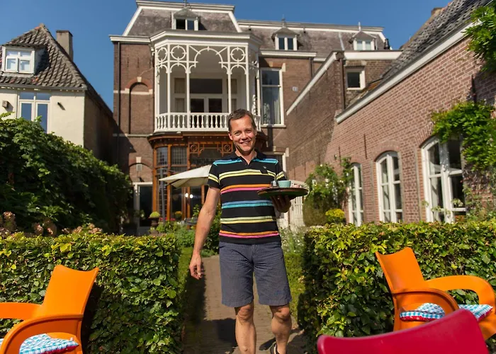 # Het Pauwennest Maison d'hôtes