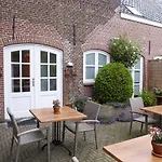 # Het Pauwennest Guest house 's-Hertogenbosch (Den Bosch)